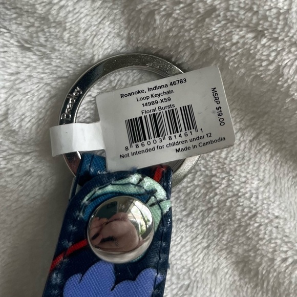 NWT Loop Keychain- Floral Bursts - Picture 3 of 3